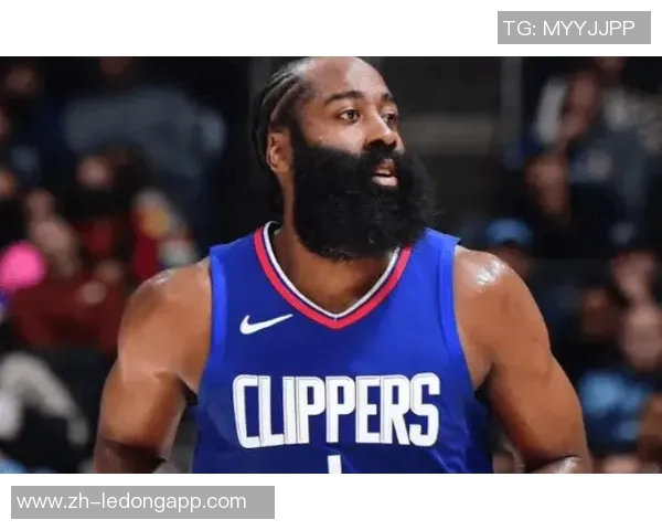 小卡称哈登在场上依旧如联盟明星般闪耀36岁状态依然出色