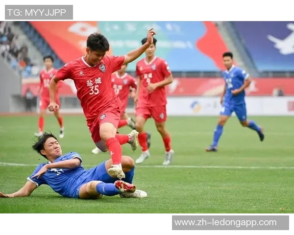 中国足球2025展望：国字号中超队外战失利苏超热潮激发民间足球热情