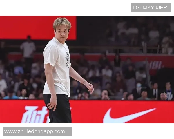 丁彦雨航解析哈里森履历与卢卡交易背后的新老板动向