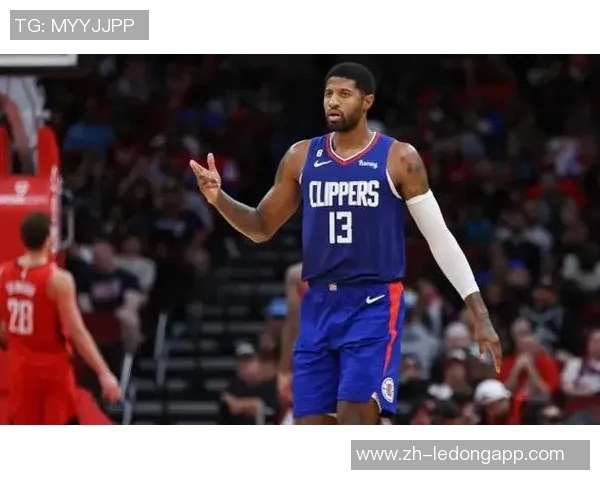 乔治单场三分球表现追平历史锋线传奇三人并列第一 乔治单场三分球表现追平历史锋线传奇三人并列第一